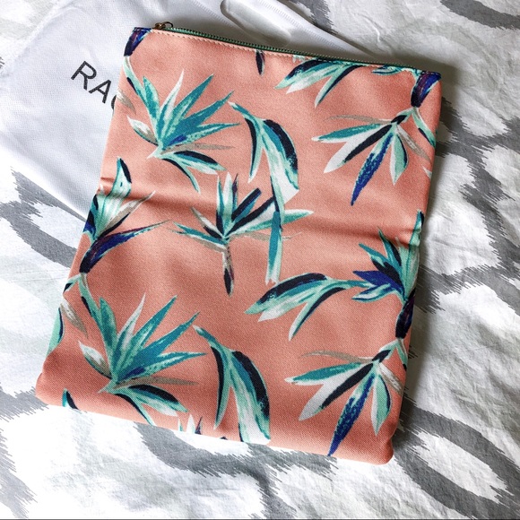 ✨HP✨Rachel Pally Coral and Mint Reversible Clutch - Picture 4 of 7